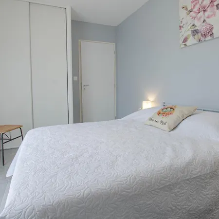 Holiday home La Maizieroise Savieres